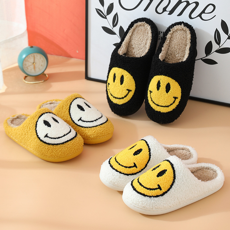 Smiley Home Thick soled Warm Non slip Shoes