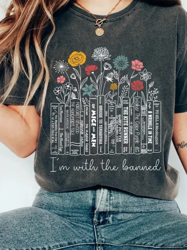 I'm With The Banned Reading Books T-shirt - Realyiyi.com 