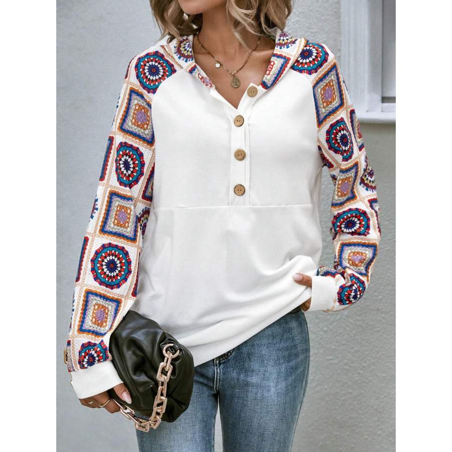 

Retro Ethnic Spliced Long-sleeved Hoodie