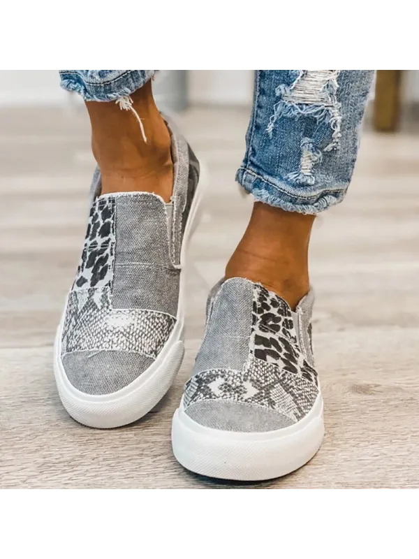 Casual Snake Print Canvas Shoes - Charmwish.com 
