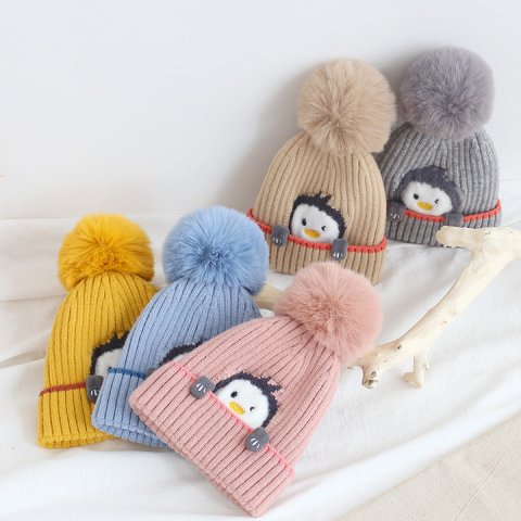 Childrens cartoon little penguin fur ball knitted hat