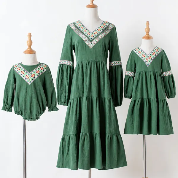 Sweet Green Cotton Blend Long Sleeve Mom Girl Matching Dress - Popopiearab.com 