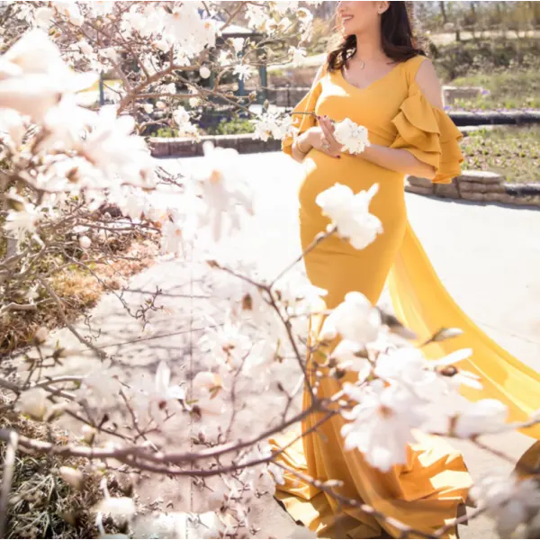 Maternity Elegant Ruffle Photoshoot Dress