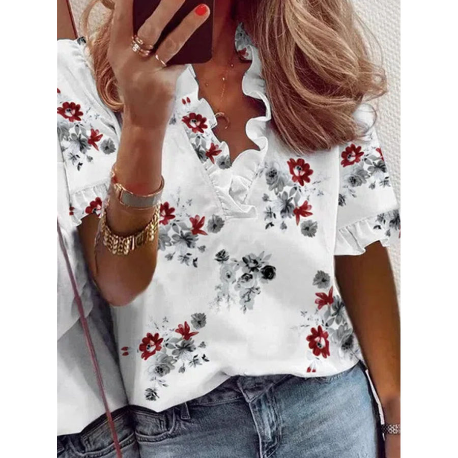 

V-neck Floral Print Casual Short-sleeved Blouse