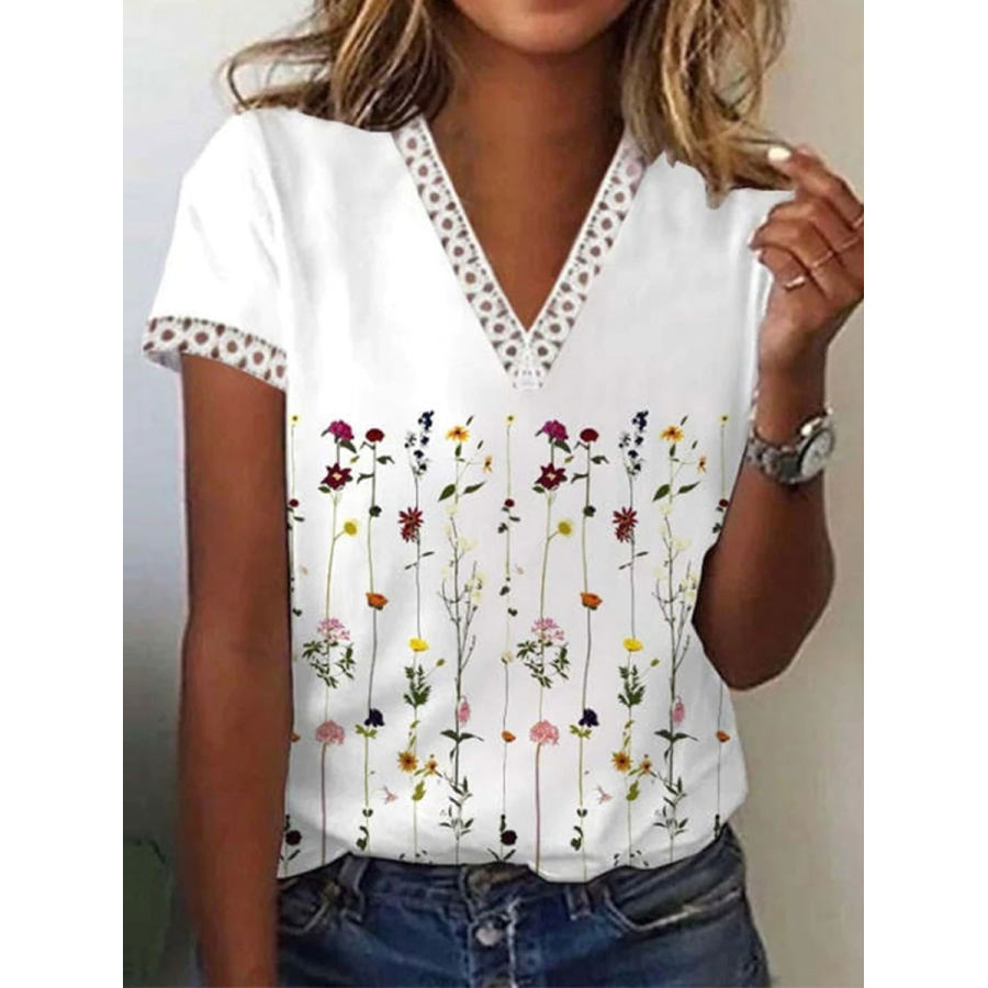 

V-neck Cutout Loose Casual Floral Print Short Sleeve T-shirt