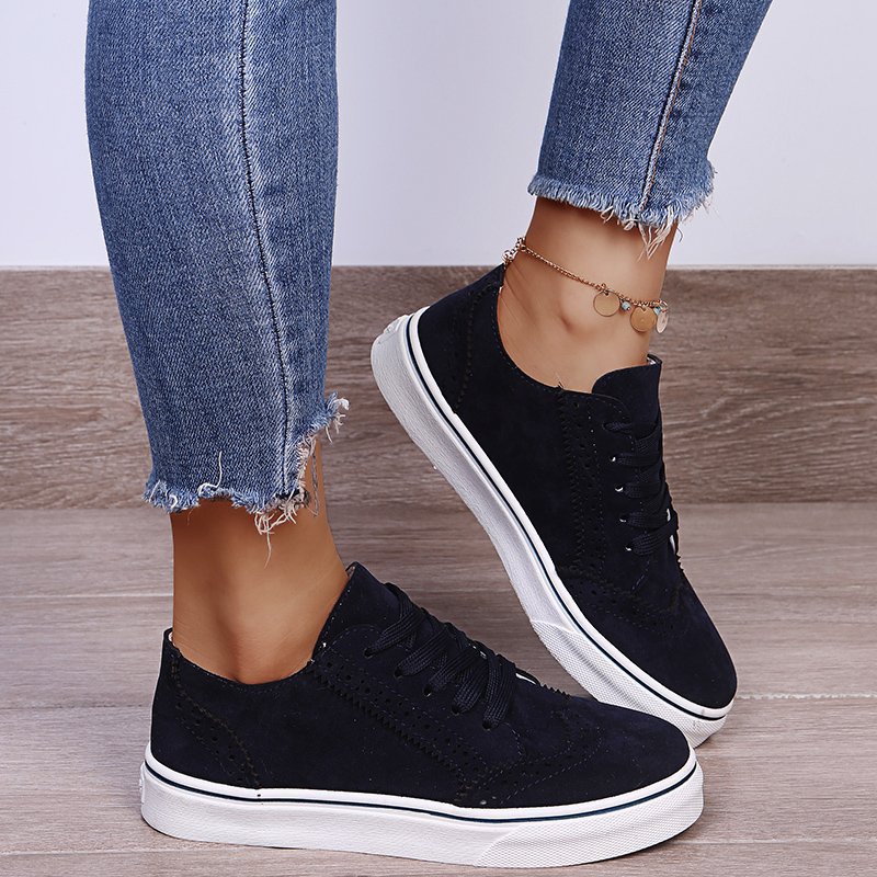 Breathable Low Top Flat Solid Color Canvas Shoes