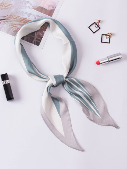 Elegant Striped Scarf