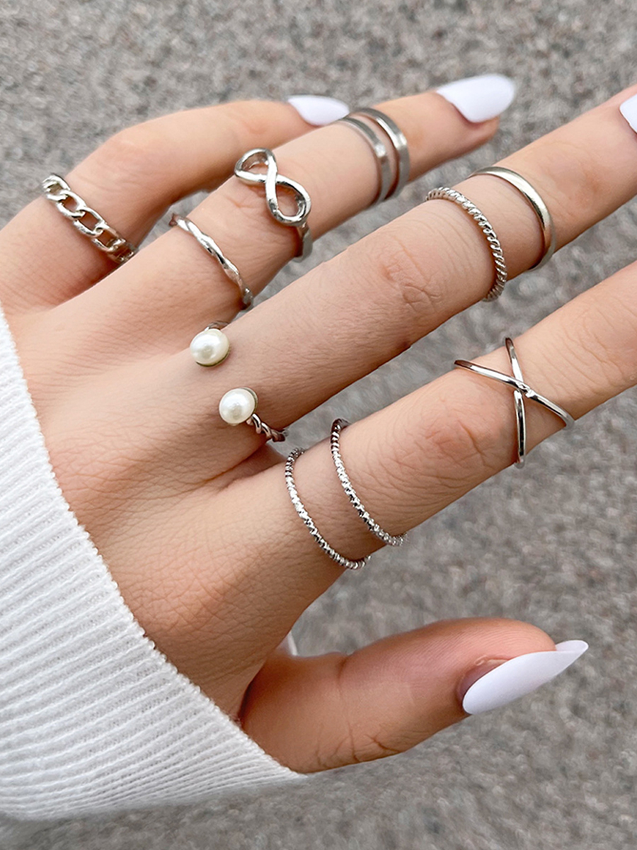 Vintage Pearl Twist 9 Piece Rings