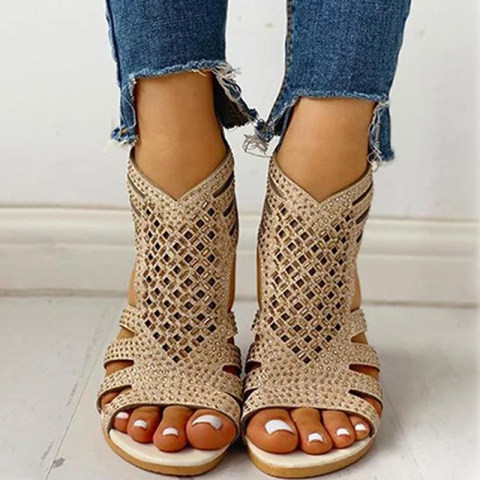 Hollow Fashion Flat Heel Sandals