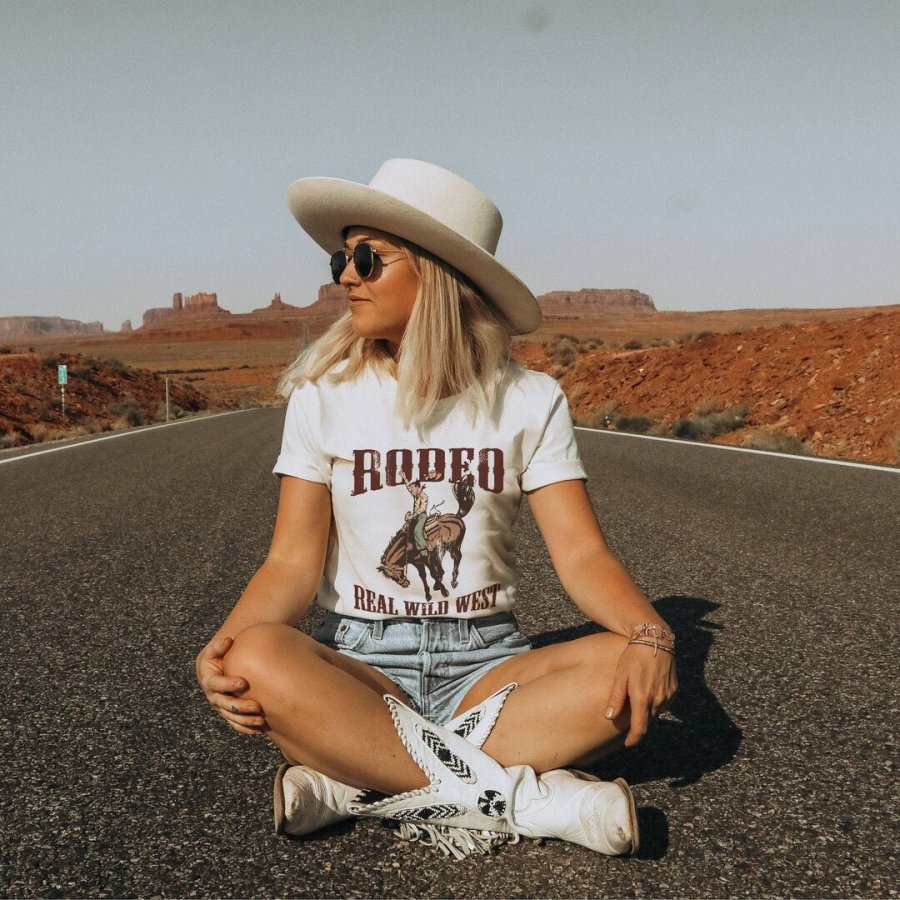 

Women Cowboy Western Graphic Vintage Vacation T-shirt