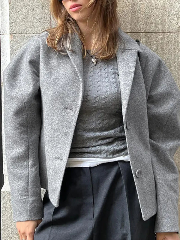 Retro Loose Blazer With Wide Shoulders And Large Sleeves - Machoup.com 