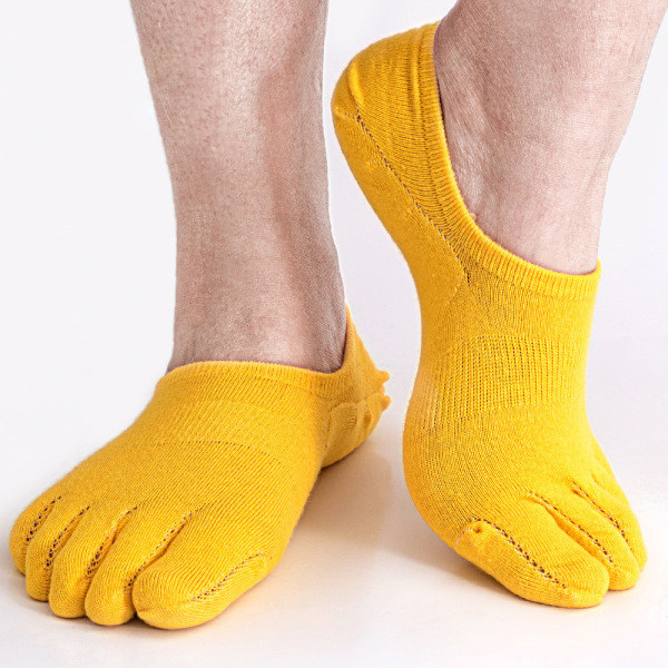 Download Fall-proof solid color sweat-absorbent split toe socks ...