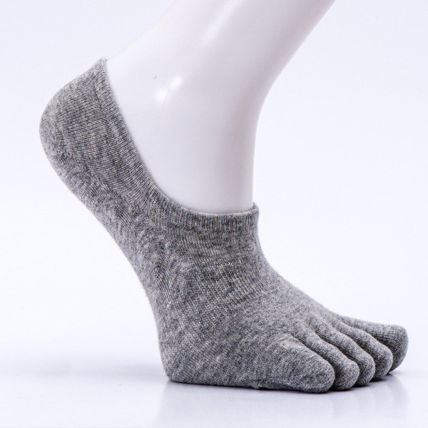 Fall-proof solid color sweat-absorbent split toe socks - popbluesky.com