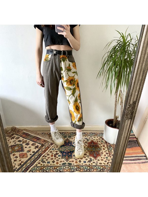 Stylish Casual Sunflower Printed Loose Jeans - Holawiki.com 