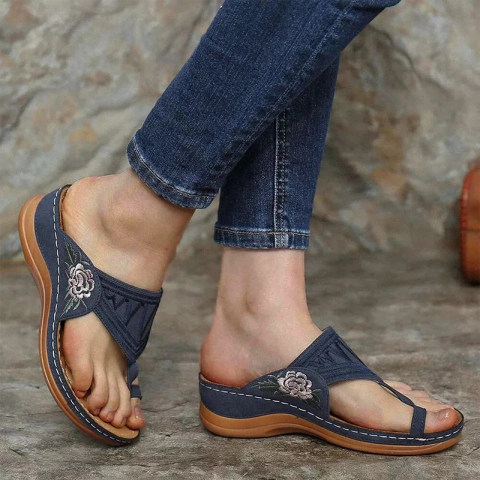 Womens embroidered comfortable wedge sandals