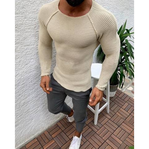 Slim long sleeved round neck knit pullover sweater men