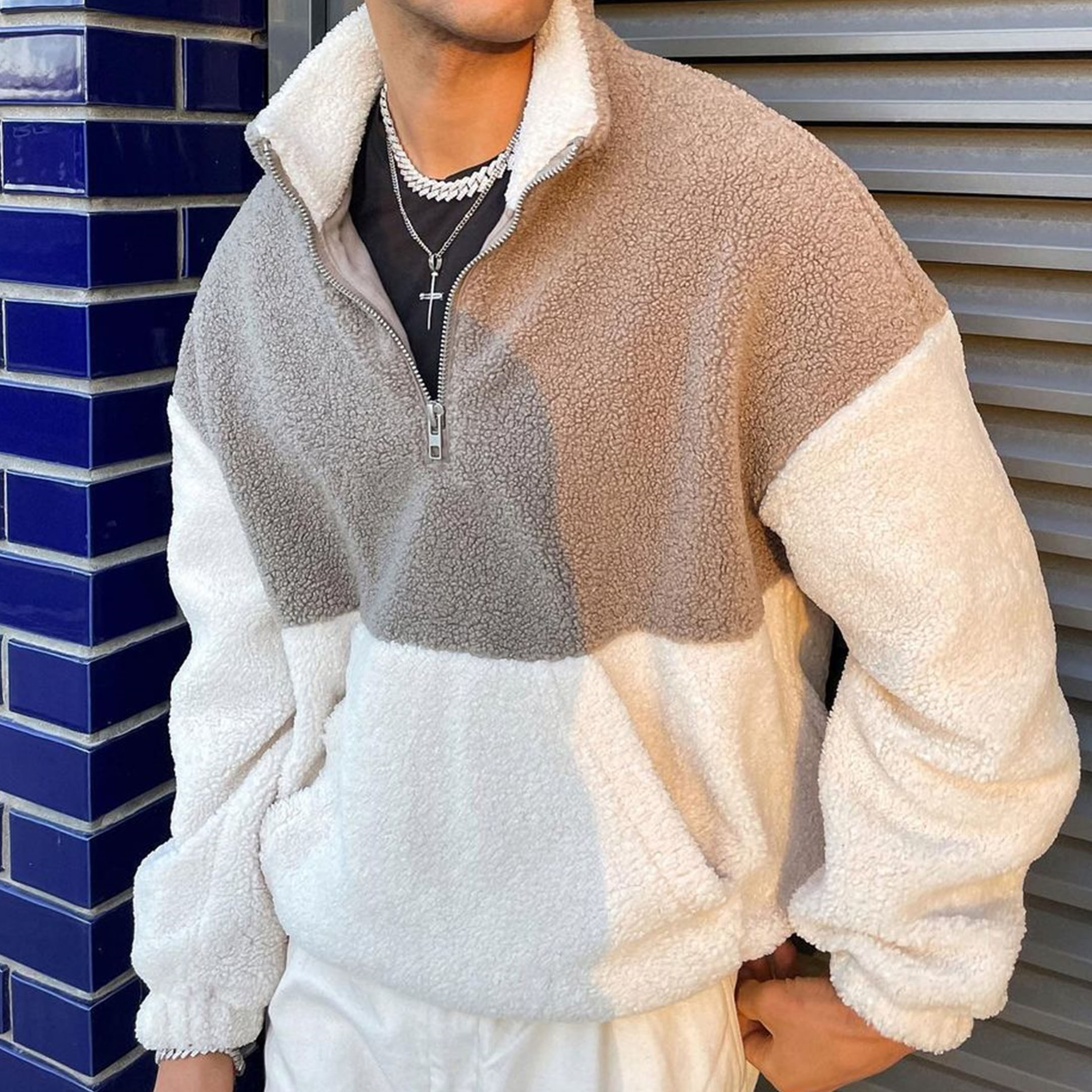 Men's Simple Contrast Color Chic Polar Fleece Skateboard Sweatshirt