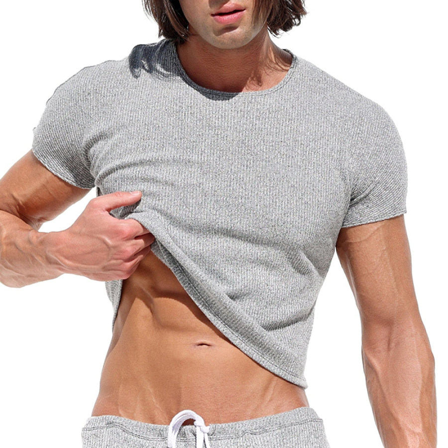

Мужская однотонная короткая футболка с круглым вырезом