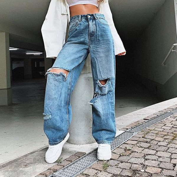 baggy distressed jeans