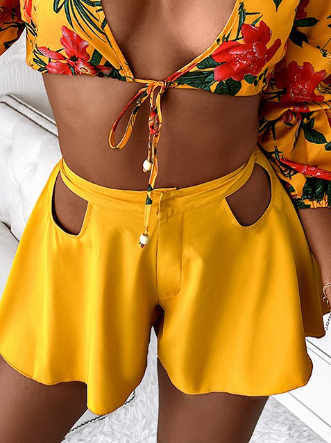 Solid Color Cutout Casual Loose Flared Shorts