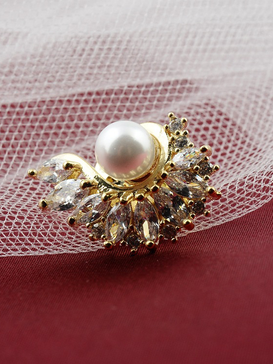 Mini Personalized Pearl Anti glare Buckle Clothing Collar Pin Accessories Small Brooch