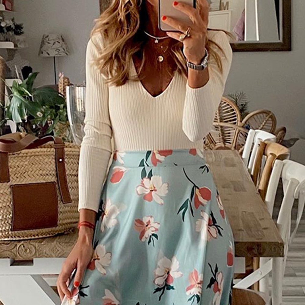 Solid Color V neck Ribbed Knit Long Sleeve Top