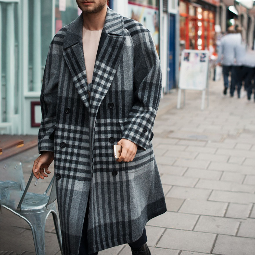 Retro Fashion Men's Plaid Trench Coat Mid length Coat