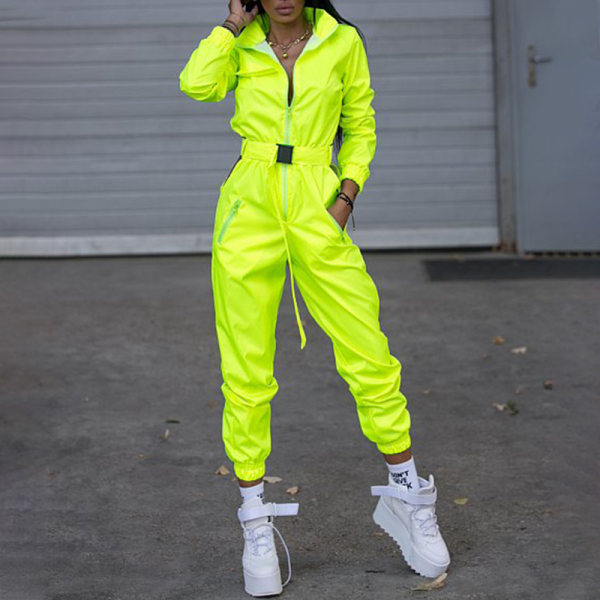 jumpsuit with sport shoes