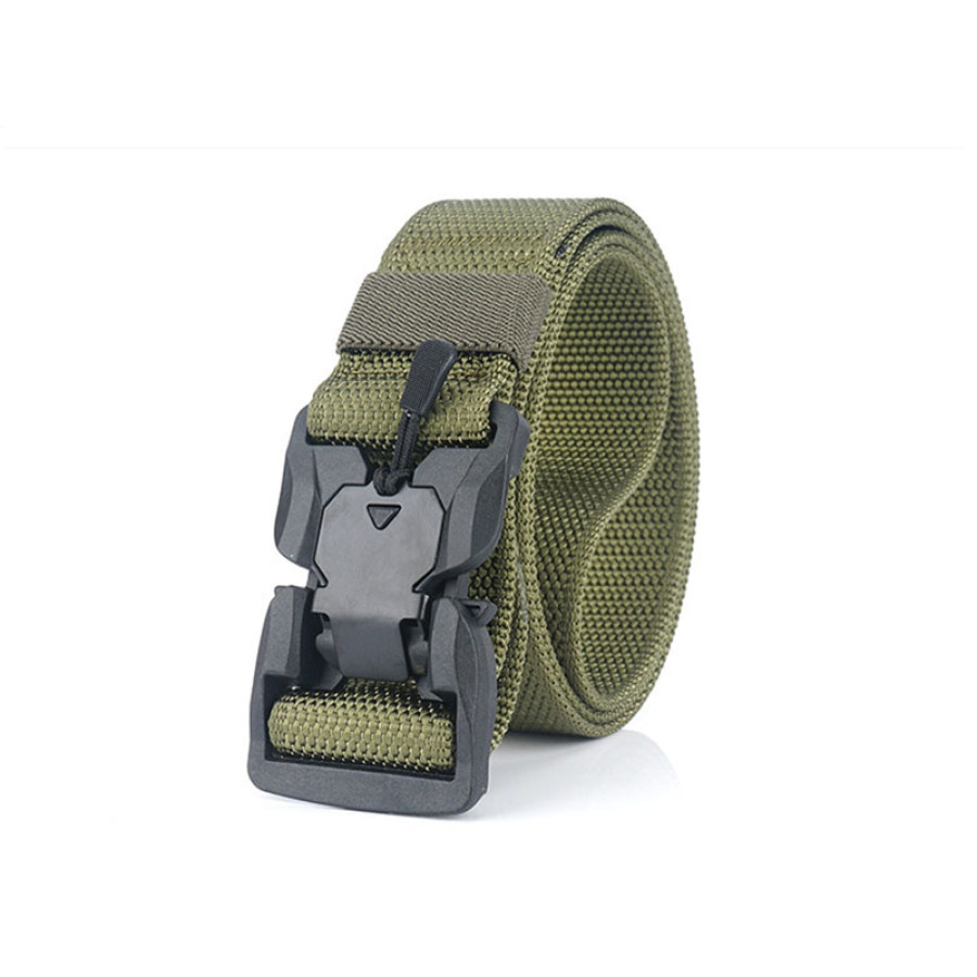 

Outdoor multifunctional magnetic buckle tactical belt