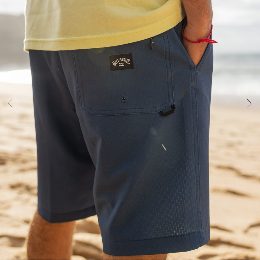 

Men's Retro Relaxed Print Surfshorts Beach Shorts