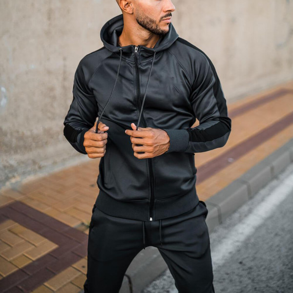 gray jogger pants outfit mens