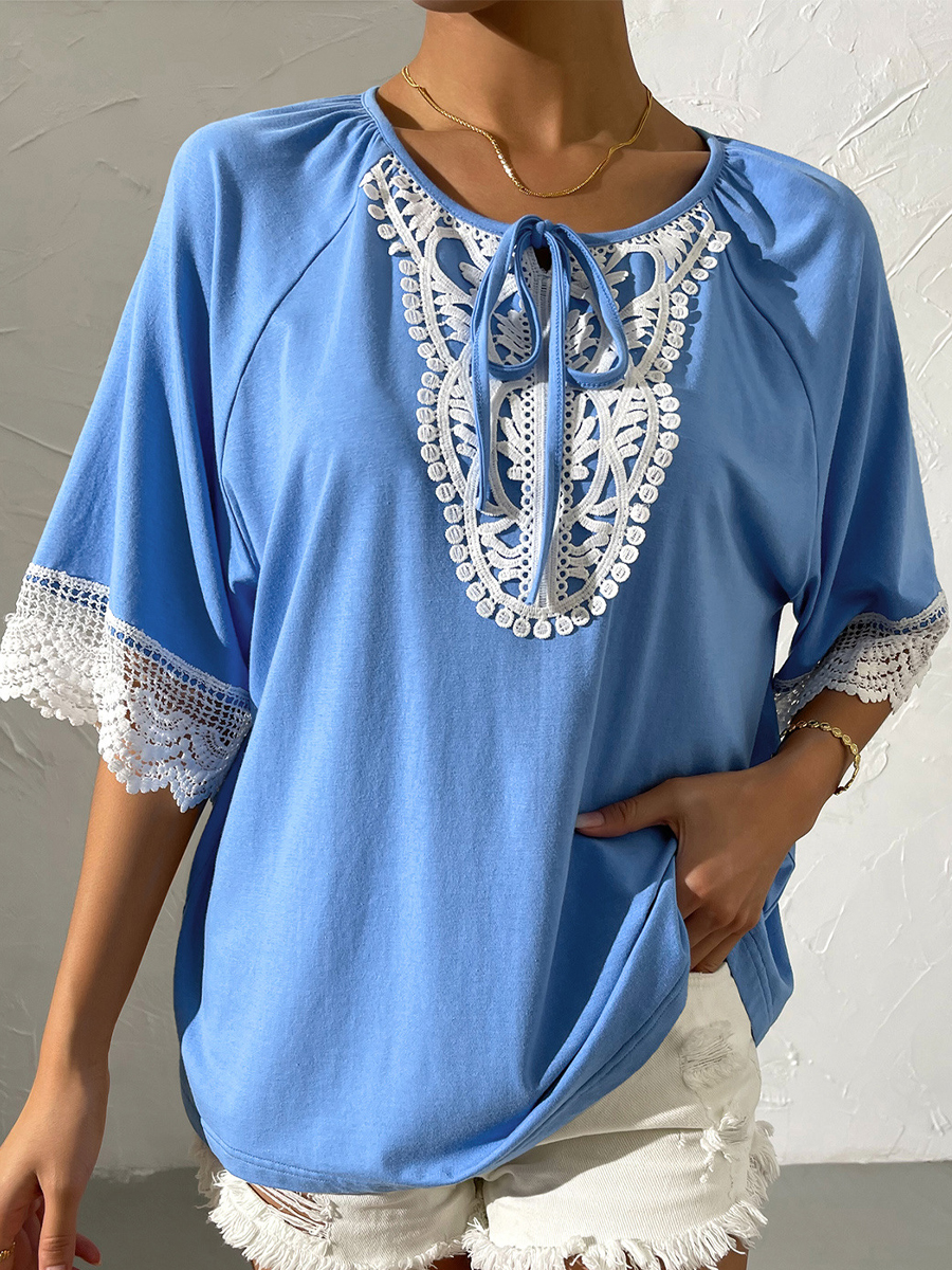 Loose And Casual Ethnic Lace Stitching Round Neck Short Sleeved Blouse
