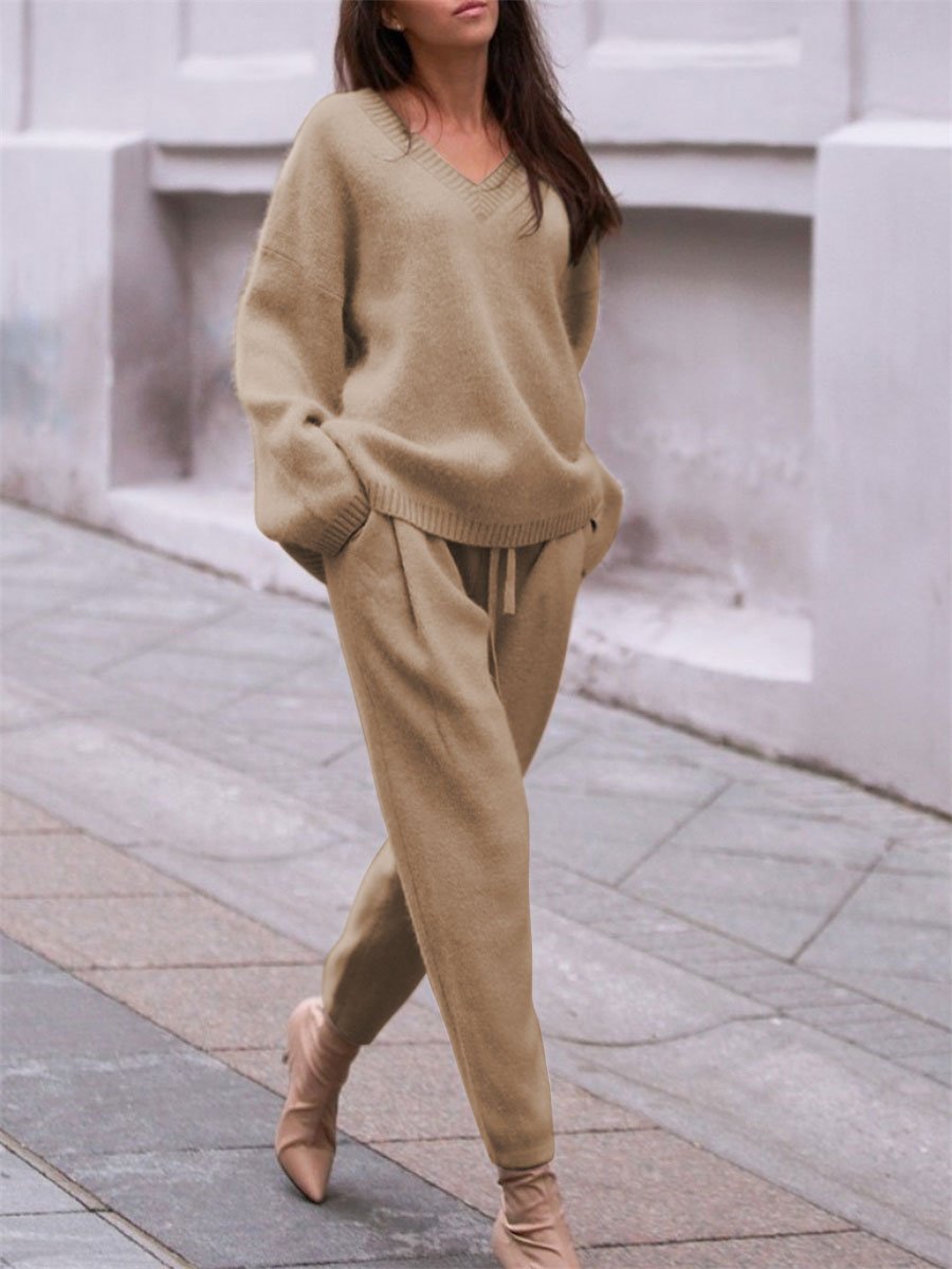 Ladies' Elegant Loose Shoulder V neck Woolen Suit