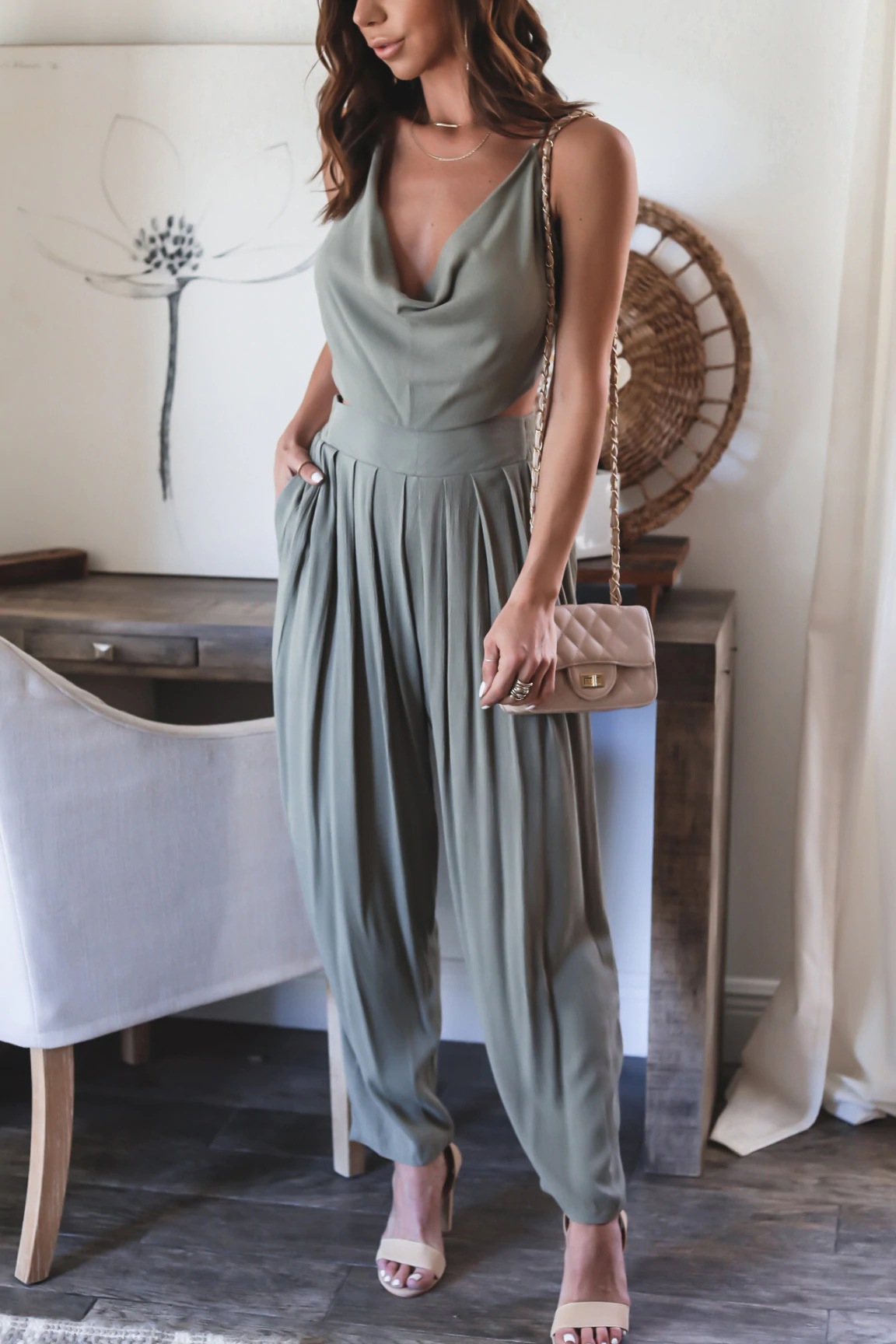 Solid Color Camisoles And Tapered Pants Suit