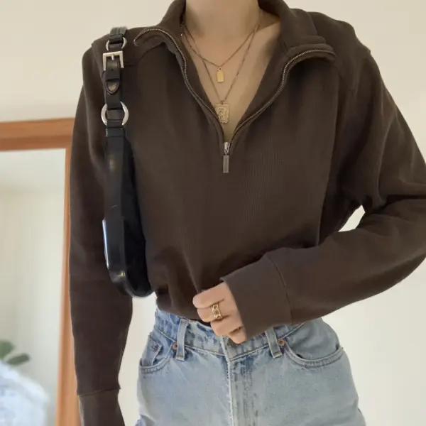 Simple and versatile sweater - Leanarea.chimpone.com 