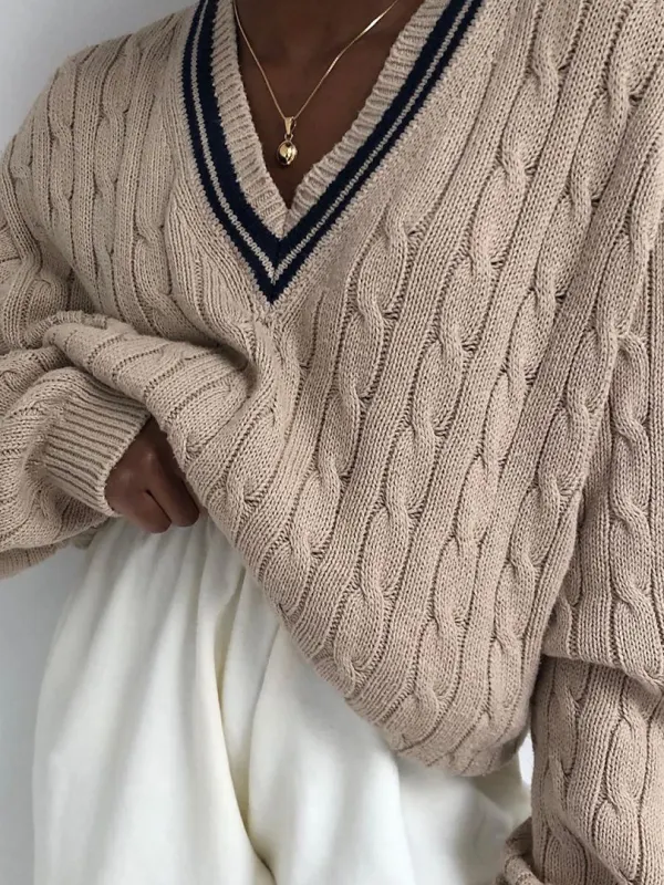 Simple and versatile contrast color thread sweater - Inkshe.com 