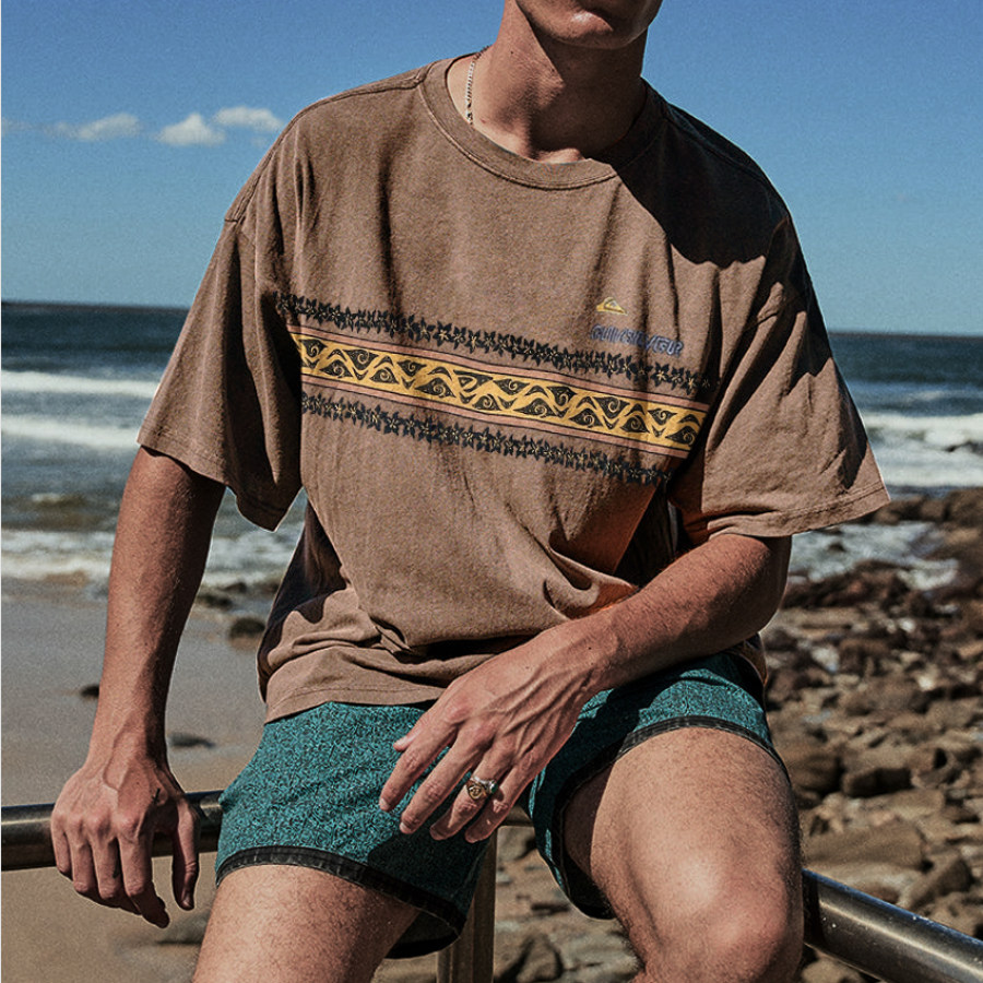

Vintage Oversized Unisex Holiday Surf Print T-shirt
