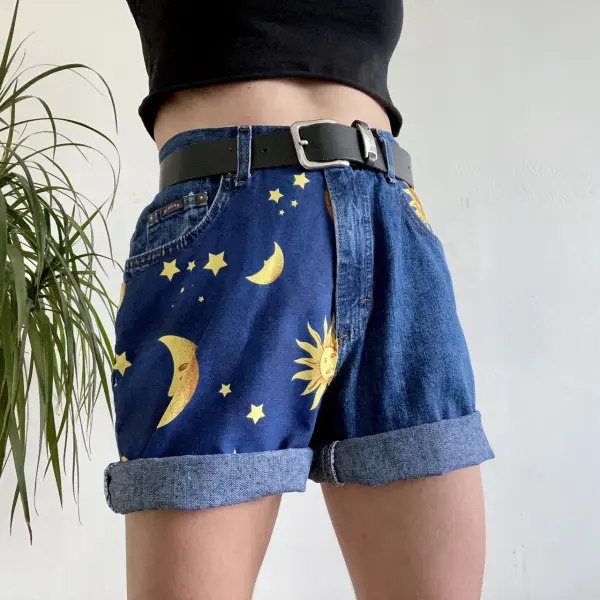 New Trend Sun Moon Stars Print Denim Shorts - Leanarea.chimpone.com 