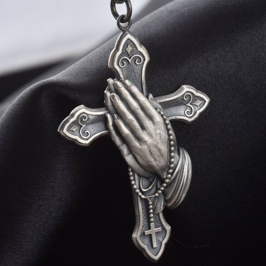 

Hands Praying Cross Christian Vintage Necklace