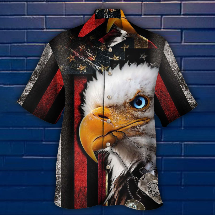 

Men's Flag Eagle Beach Short Sleeve Shirt