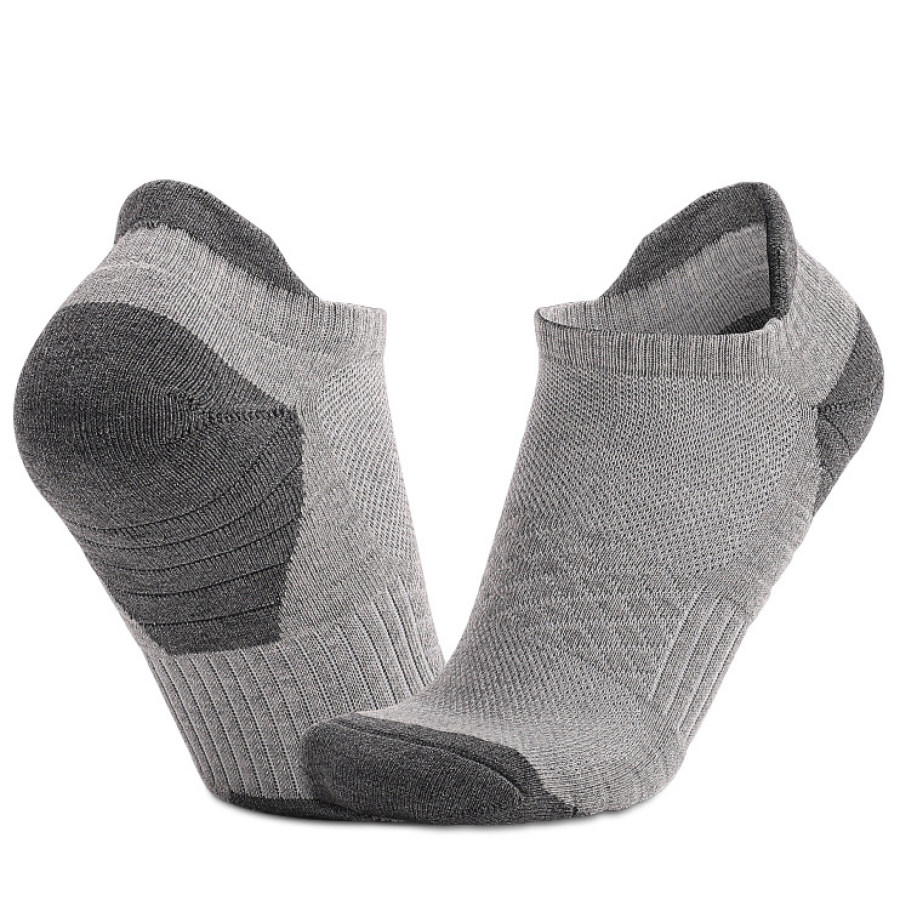 

Men's Sports Breathable Sweat Absorbent Deodorant Basketball Socks