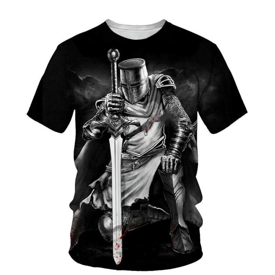 

Templar Print Men's Short Sleeve T-Shirt