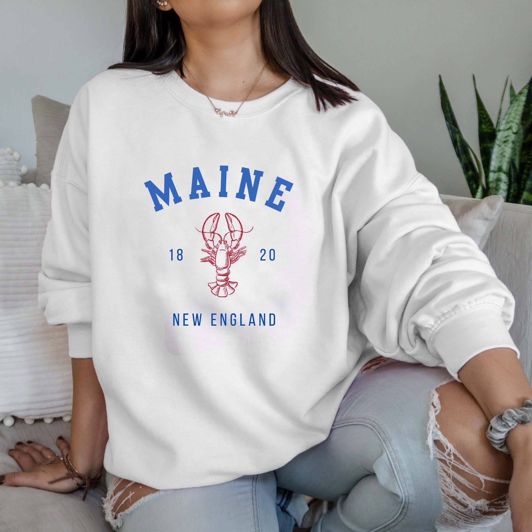 Women's Maine New England Print Chic Crewneck Sweatshirt