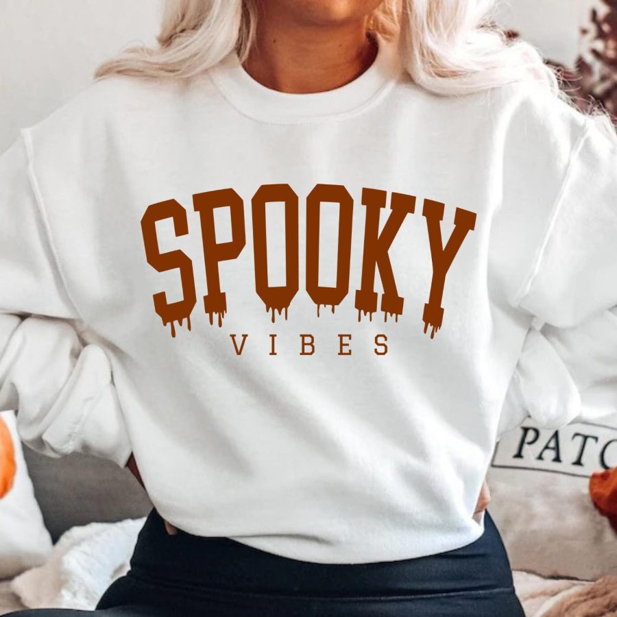 

Women's Spooky Vibes Print Crewneck Sweatshirt