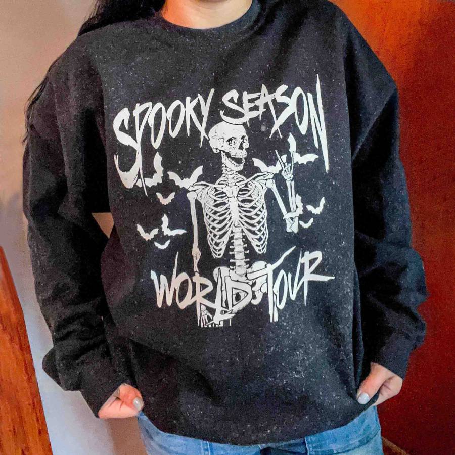 

Women's Spooky Season World Tour Crewneck Sweatshirt