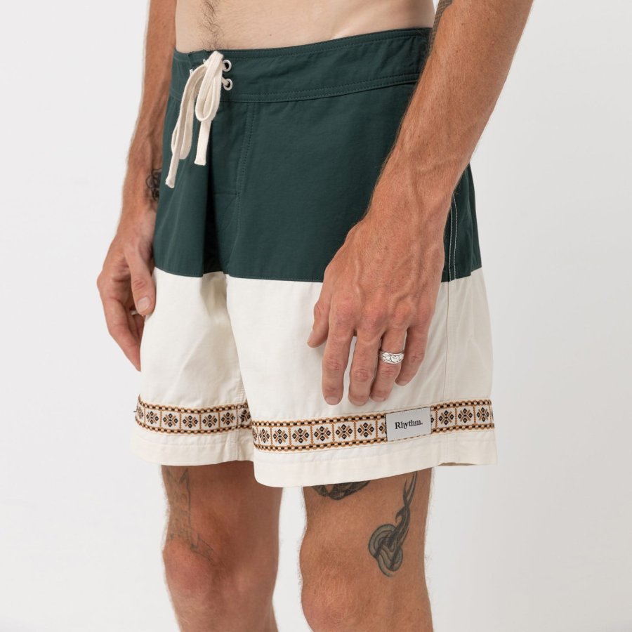 

Men's Shorts Casual Beach Surf Color Block Lace Up Green