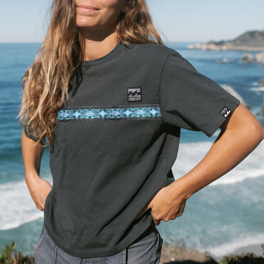 

Lässiges Surf-T-Shirt Mit Vintage-Print