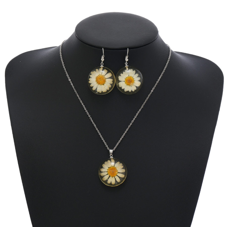 

Mother's Day Wear Gift Sunflower Dried Flower Resin Necklace Earrings Jewelry Set Summer Plant Flowers