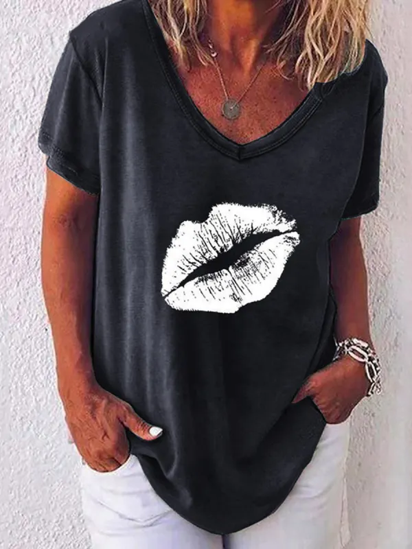 Casual V-neck Lip Print T-shirt - Miuwell.com 