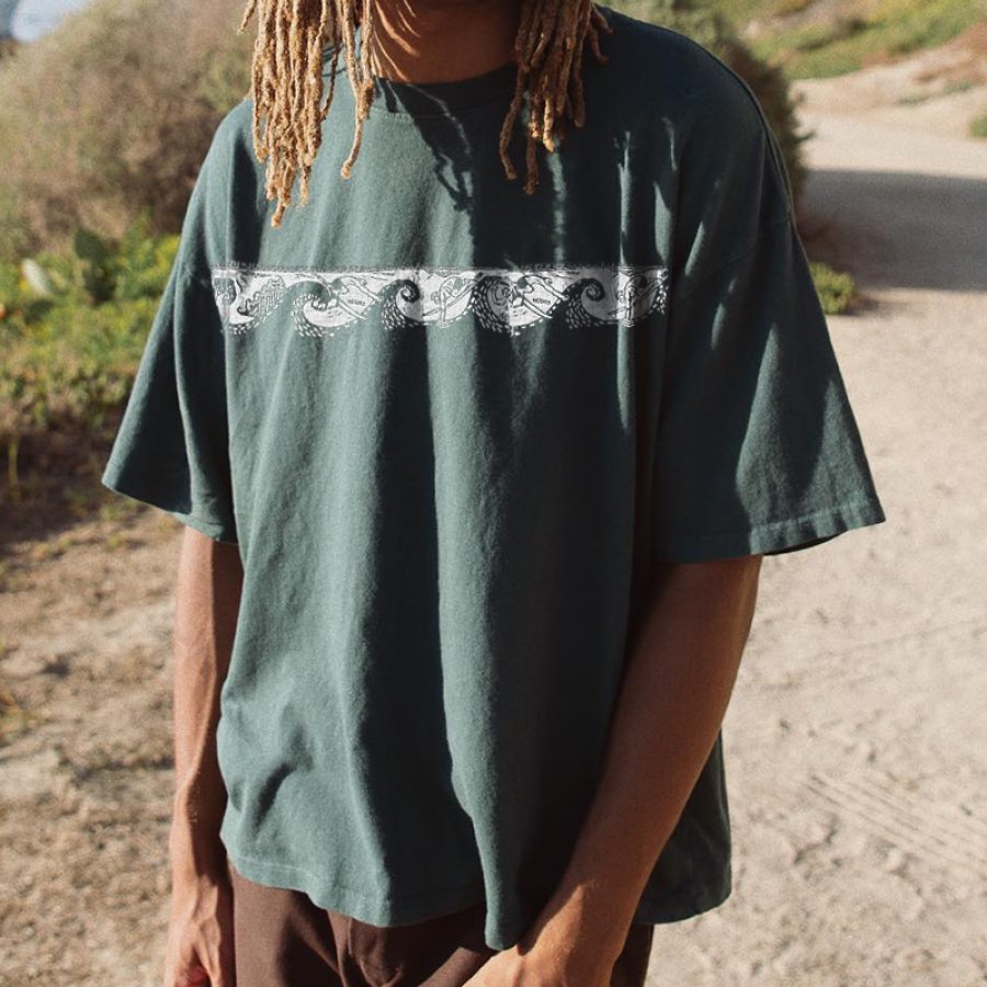 

Vintage Men's Surf T-Shirt